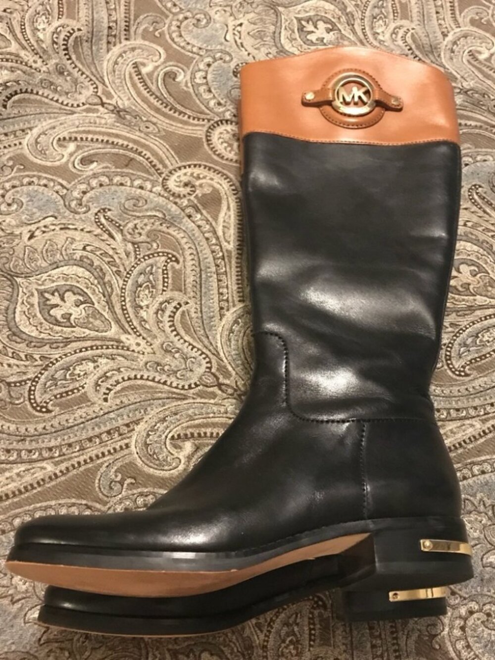 Michael Kors two tone boots size 7.5 - Picture 5 of 5